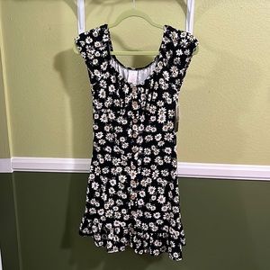 Cap sleeve floral short dress